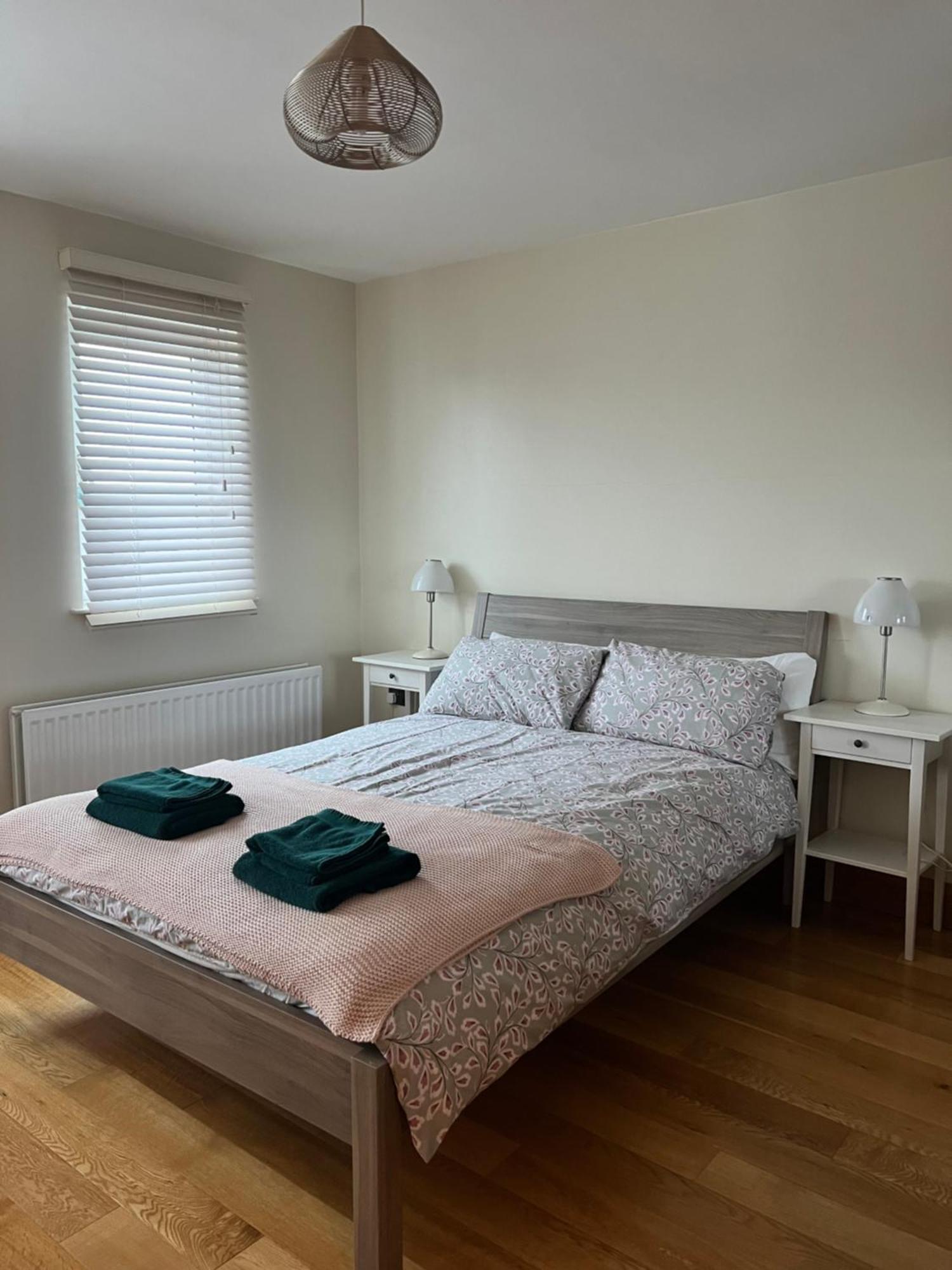 Penthouse Apartment - Town Centre, Sea Views, Secure Parking Portrush Exteriér fotografie